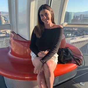 Meet your Posher, Violet